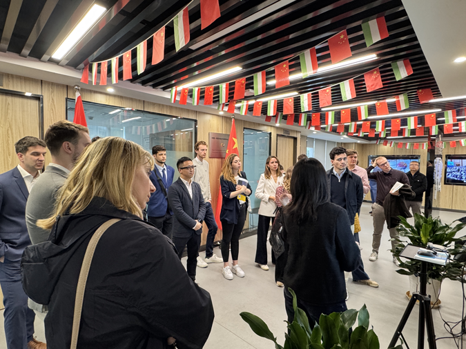 1774931635492139.png 图片2-1.png